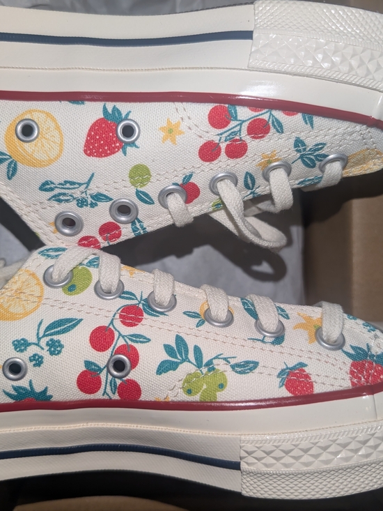 Converse Shoes - NEW Converse Low-Top Sneakers in White with Fruit Print - Unisex